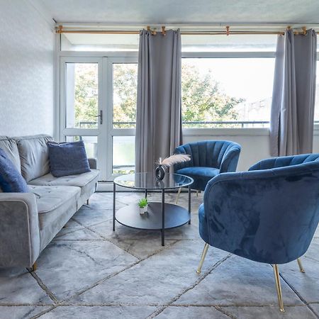 Entire 3 Bedroom Luxury Apartment In London With Private Balcony Extérieur photo