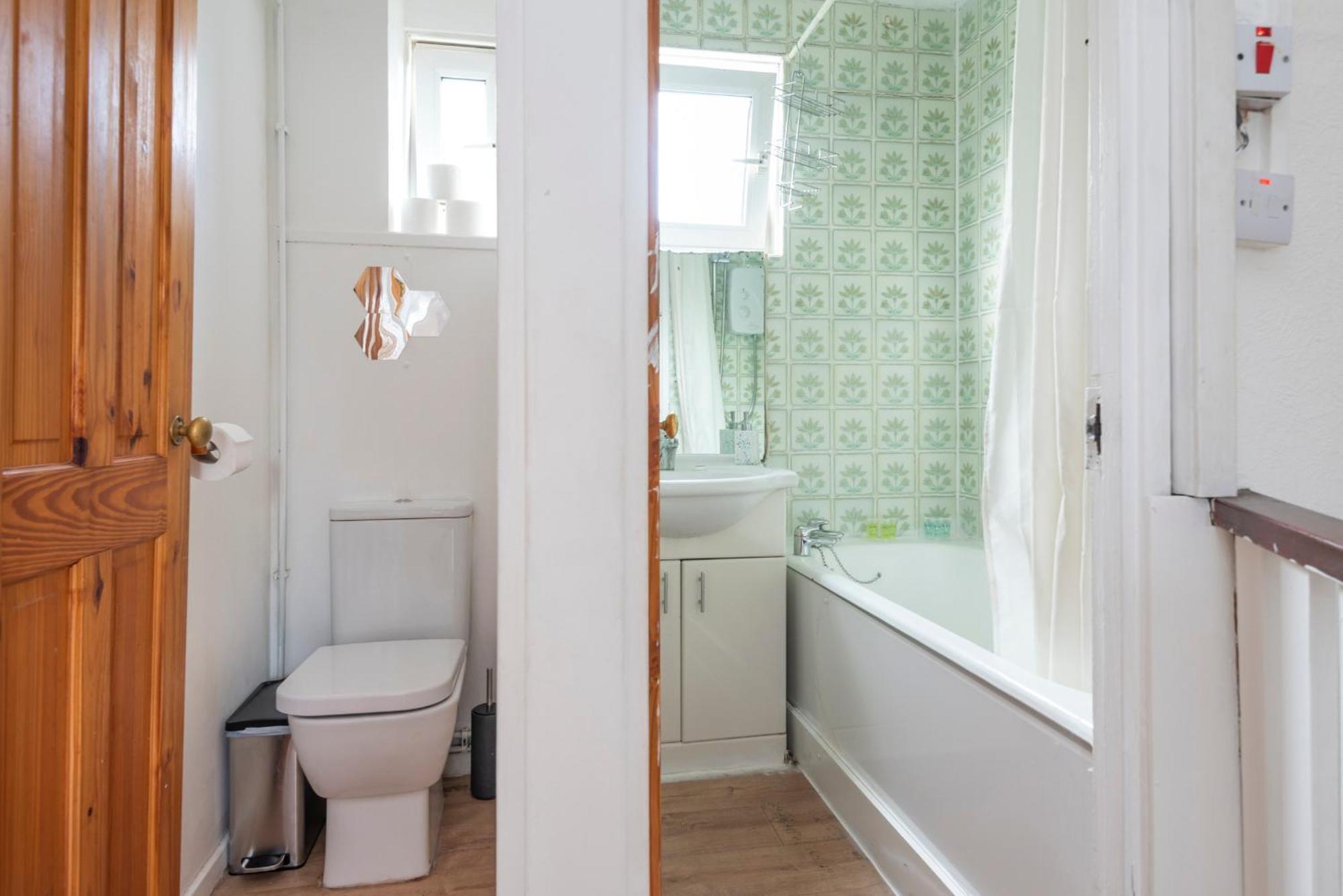 Entire 3 Bedroom Luxury Apartment In London With Private Balcony Extérieur photo